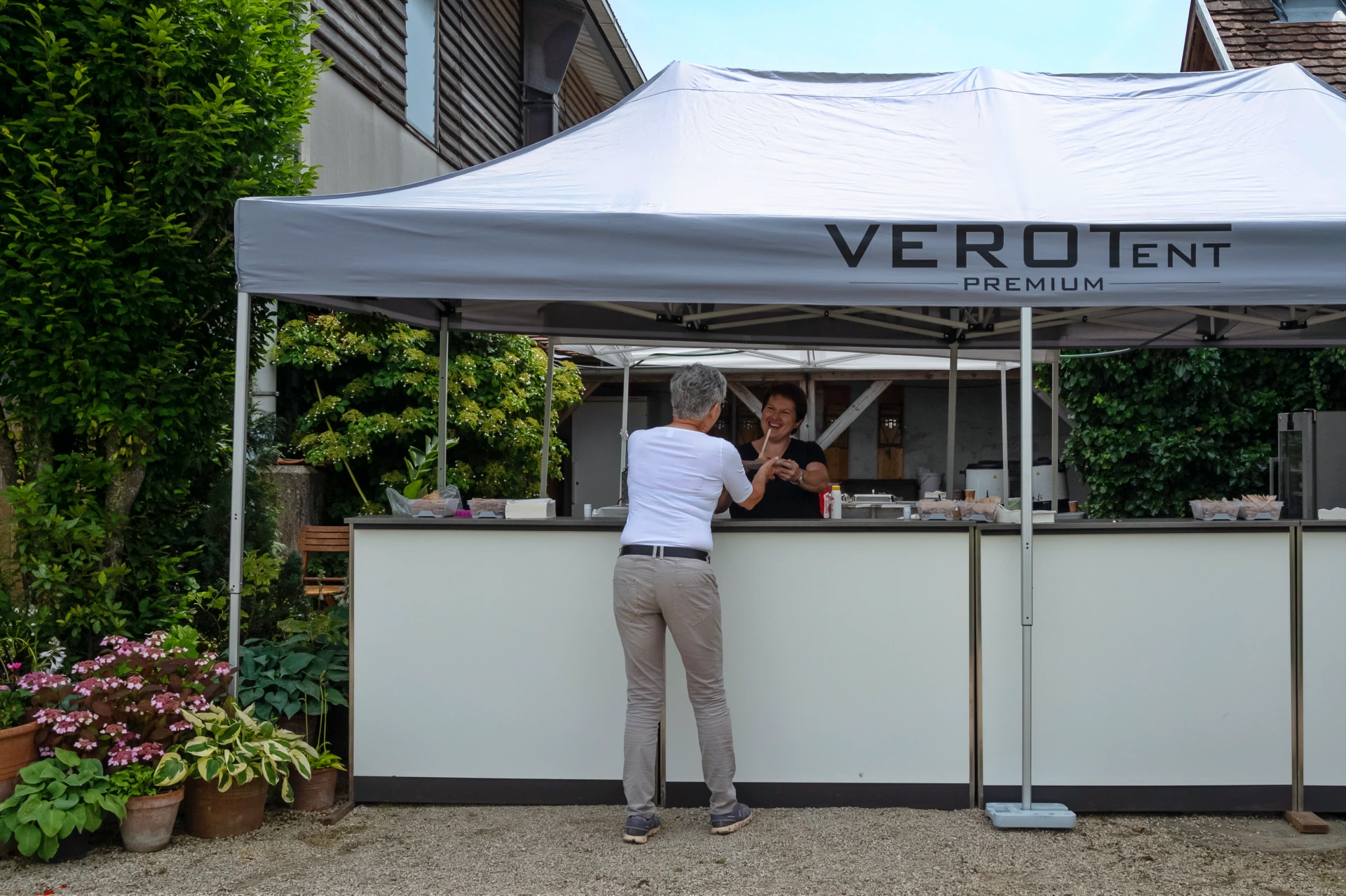 Catering und Gastronomie als Einsatzbereich für Faltzelte