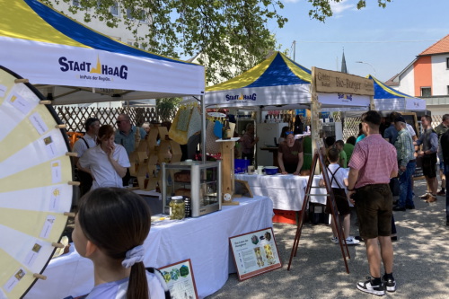 Verkaufzelt auf dem Haager Wochenmarkt