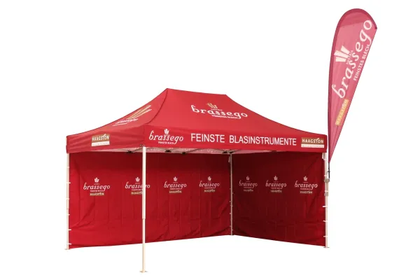 Messezelt 3x4,5 mit Beachflag, vollflächig bedruckt – Brassego Haagston