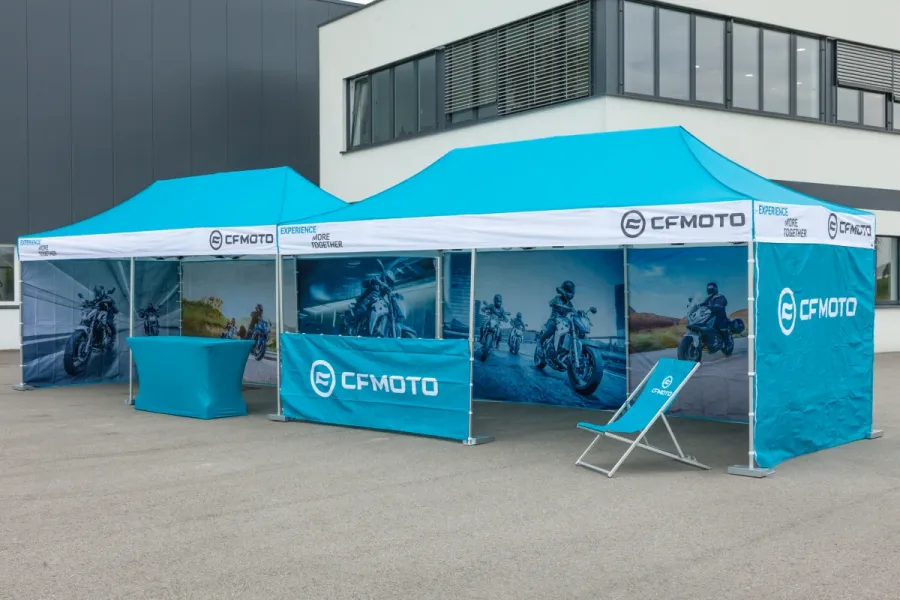 Werbezelt-CF-Moto-VeroTENT