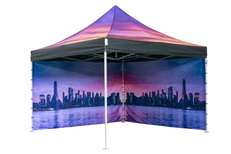 Bedrucktes Faltzelt 4x4 mit Skyline-Motiv auf Dach und Seitenwänden – Sublimationsdruck, freigestellt