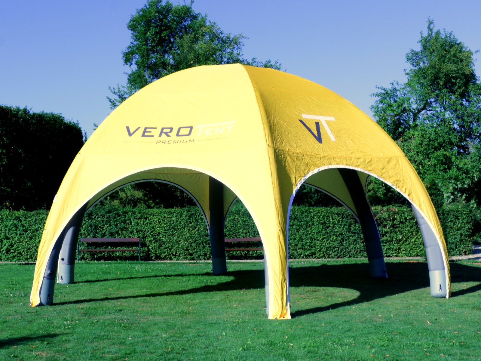 Luftzelt Hex von VeroTENT, aufgebaut ohne Zubehör