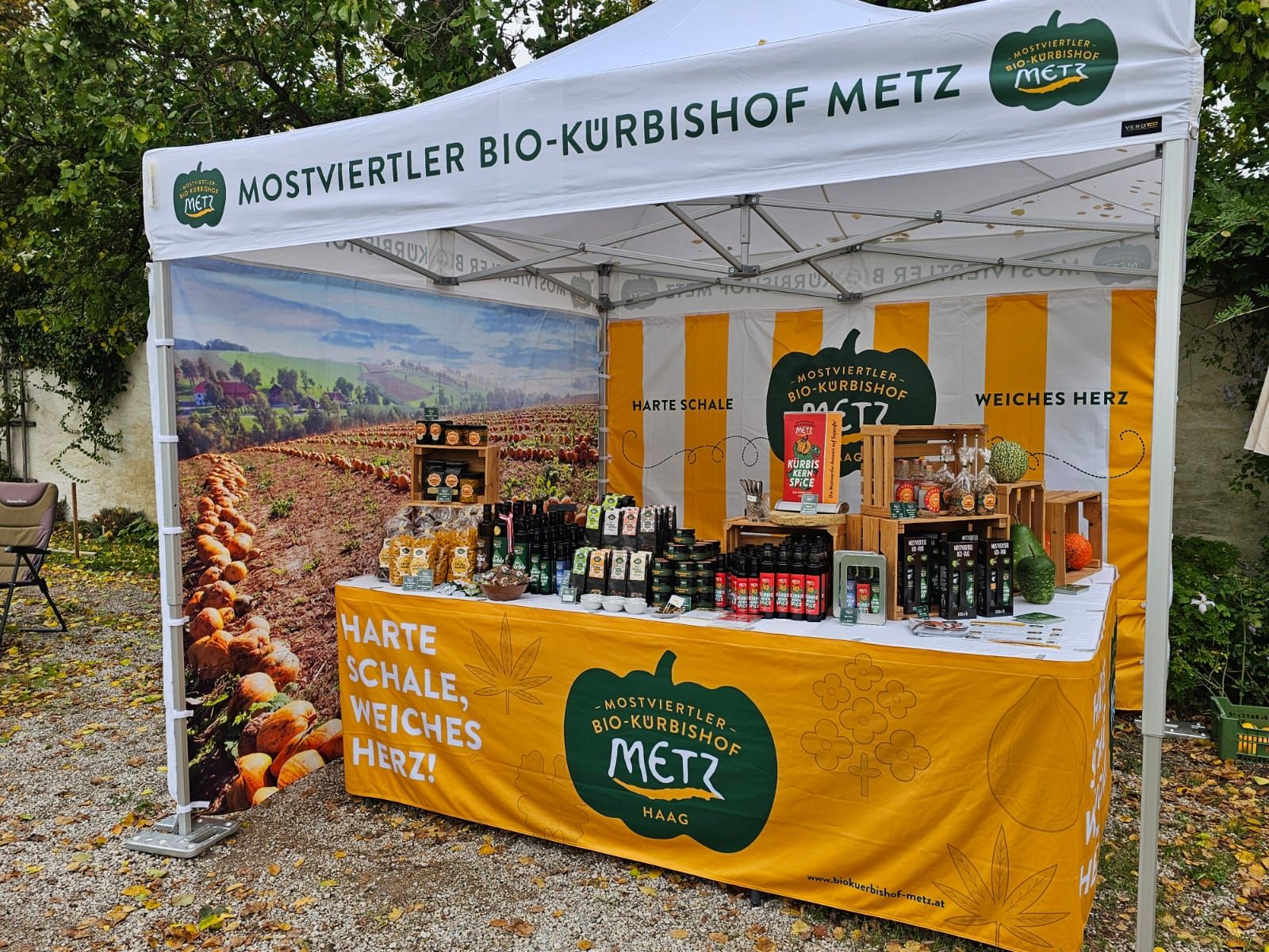 Bedrucktes Faltzelt 3x3 m als Marktstand – Bio-Kürbishof Metz