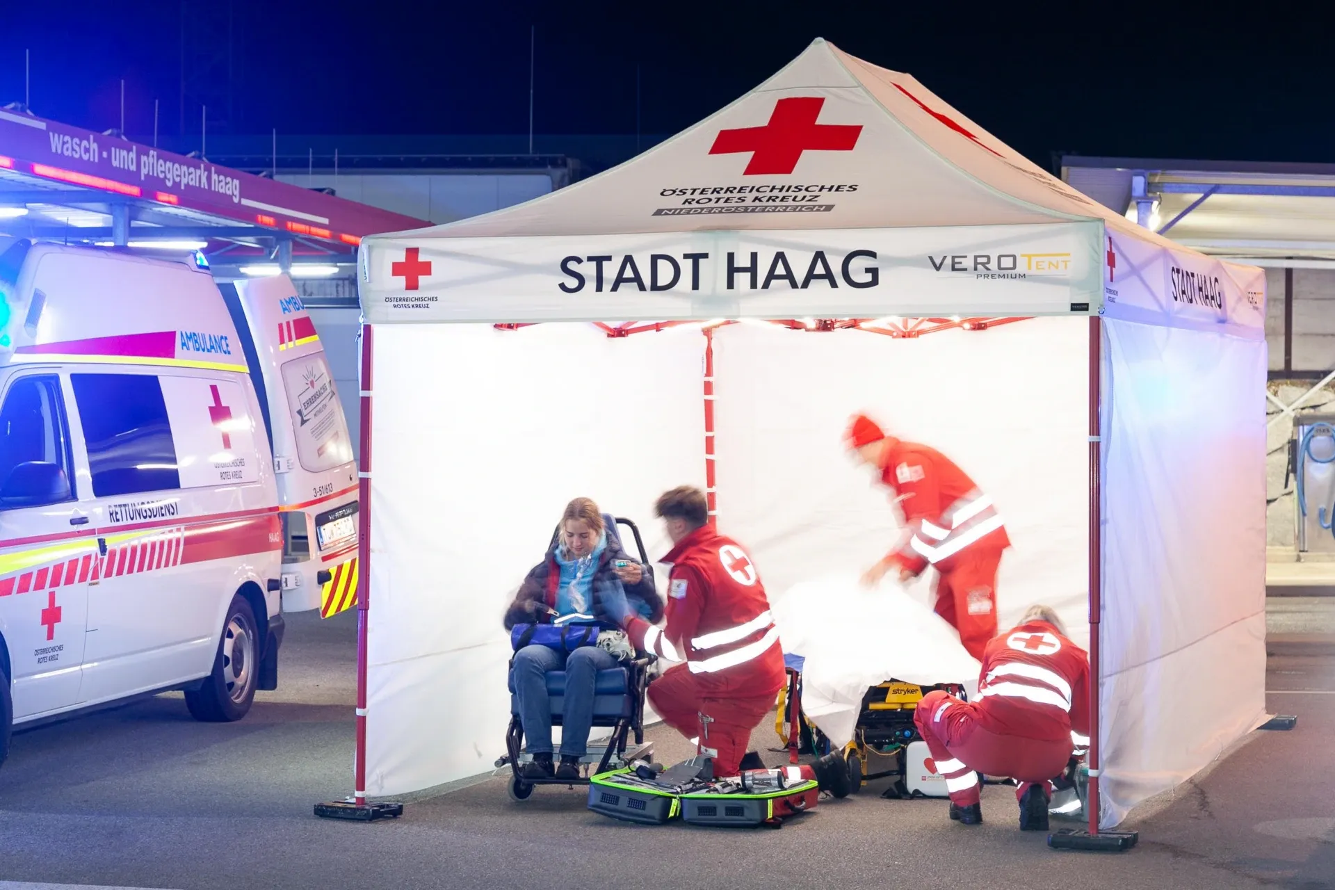 Einsatzzelt für Rettung Rotes Kreuz Stadt Haag