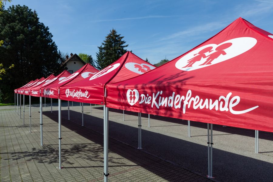 Faltzelt mit Druck von VeroTENT für Kinderfreunde